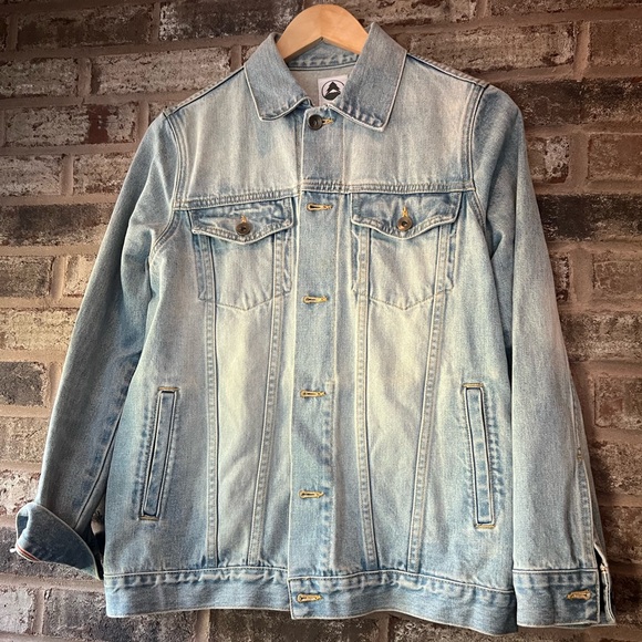 Tradlands Atlantic Jean Jacket in Shore wash - Picture 2 of 8